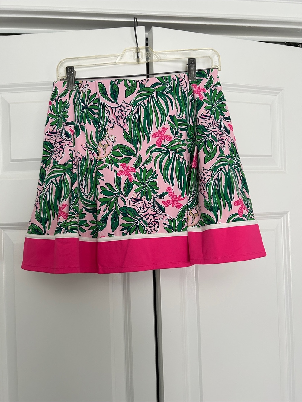 Lilly Pulitzer Luxletic Cilia Skort Roaring With Joy - Picture 3 of 4